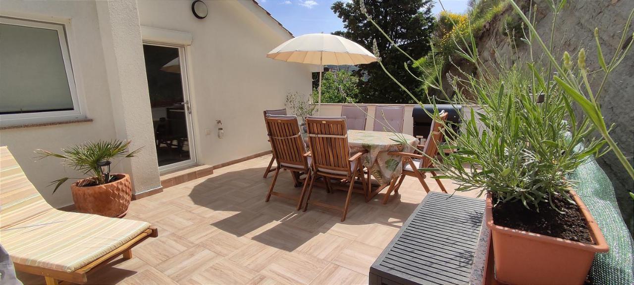 Appartements Dominique, With Private Terrace 苏佩塔斯卡德拉加 外观 照片